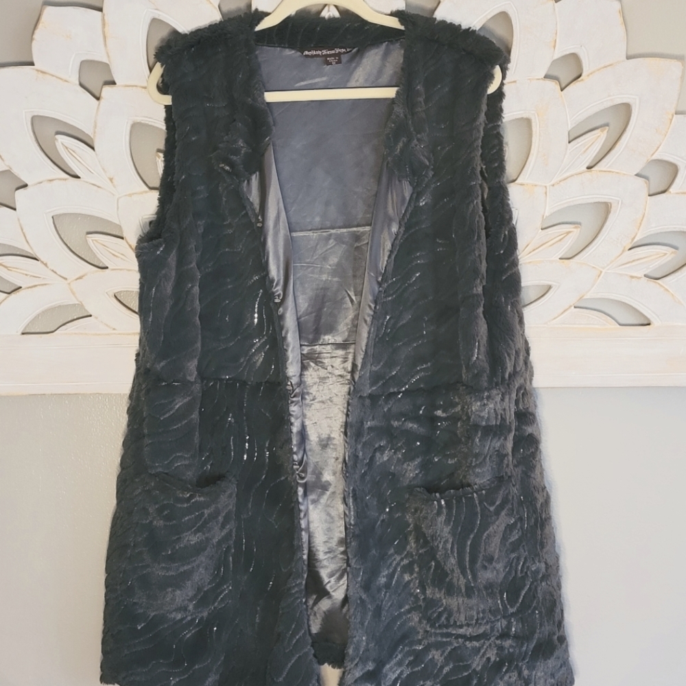 Women's 1X faux fur steel Grey vest
